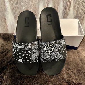 Black Bandana-Print Slide Sandals for Men NWB